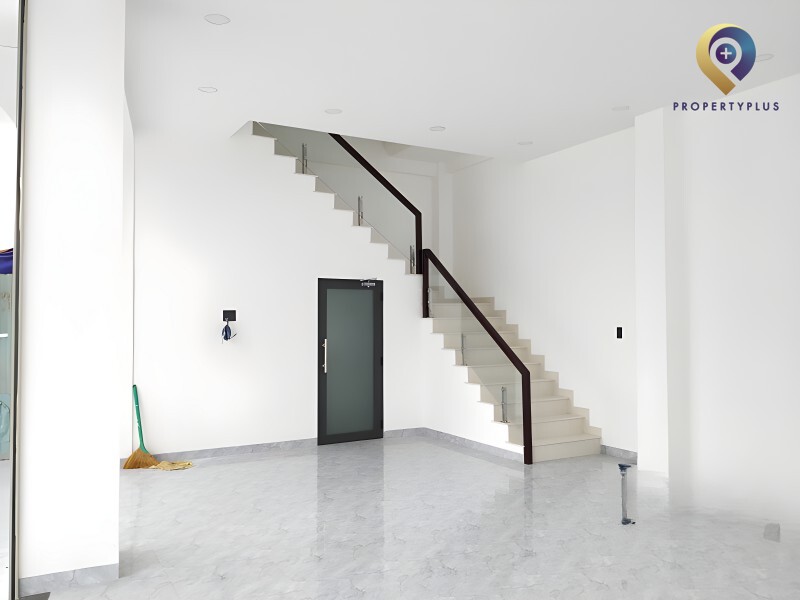 Tòa nhà 8 Lương Định Của
